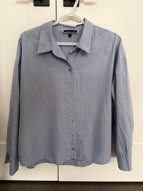 Melanie Lyne Eyelet Back Floral Button Down Shirt - Light Steel Blue - Size 14